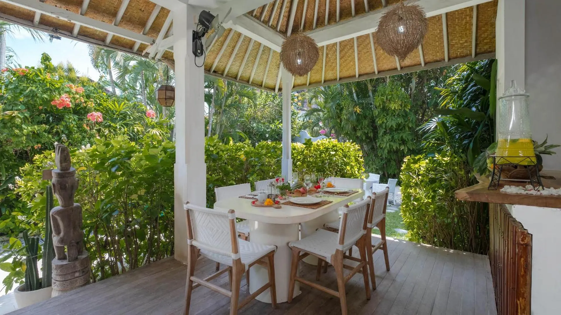 Ocean Luxury Villas