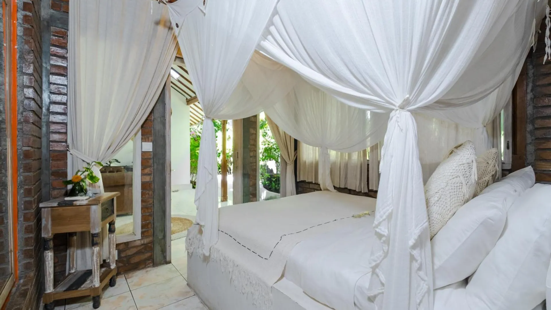 The Ocean Luxury Villas Resort Семиньяк Индонезия