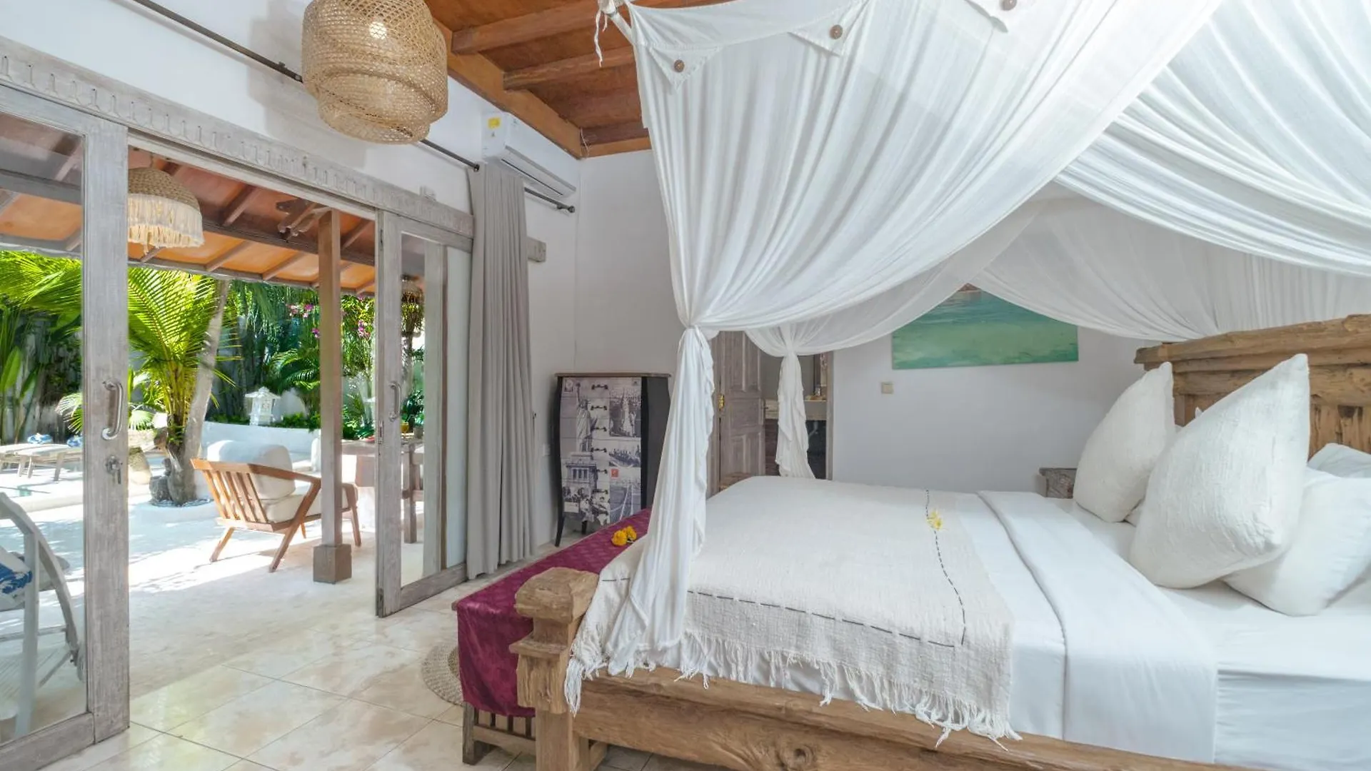 The Ocean Luxury Villas Resort Семиньяк 0*,  Индонезия