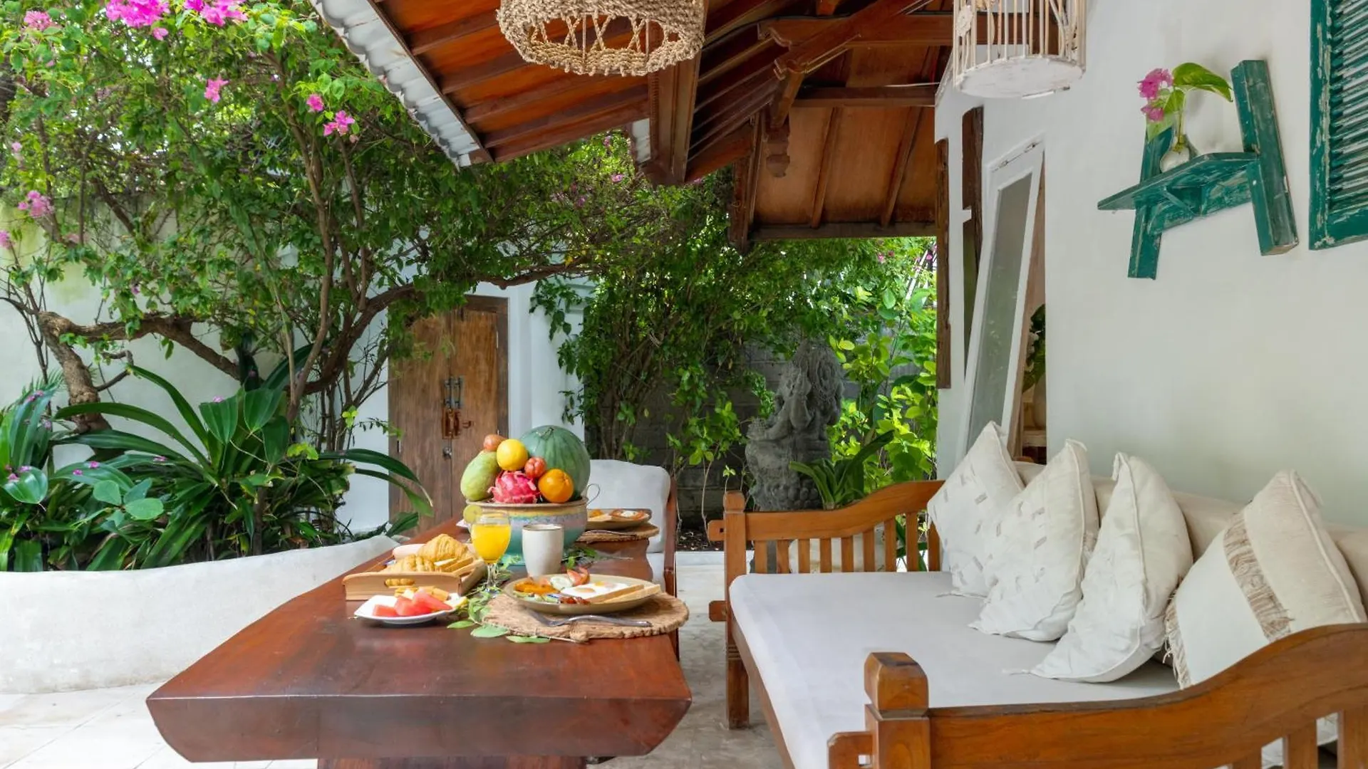 The Ocean Luxury Villas Resort Seminyak 0*,  Indonezja